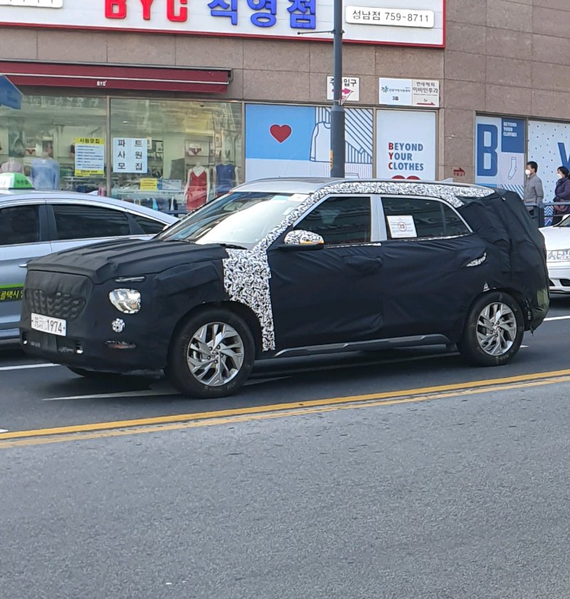 The 7 Seat Hyundai Creta Spied