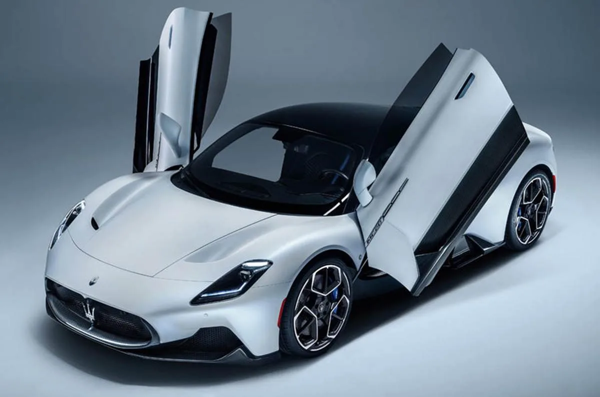 Maserati MC20