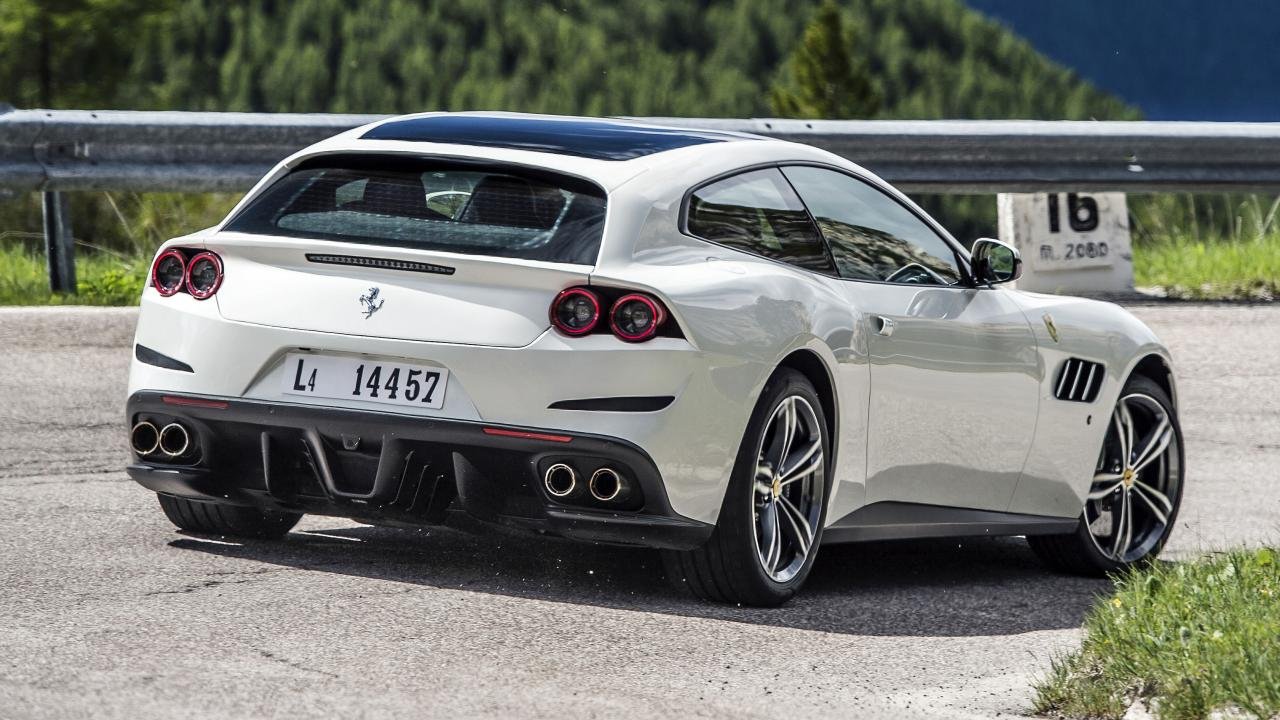 Ferrari GTC4 Lusso