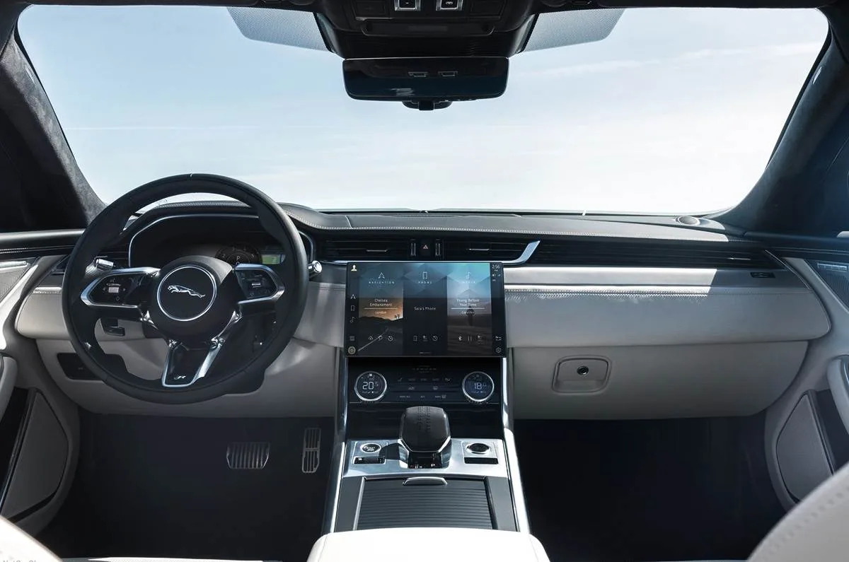 2021 Jaguar XF