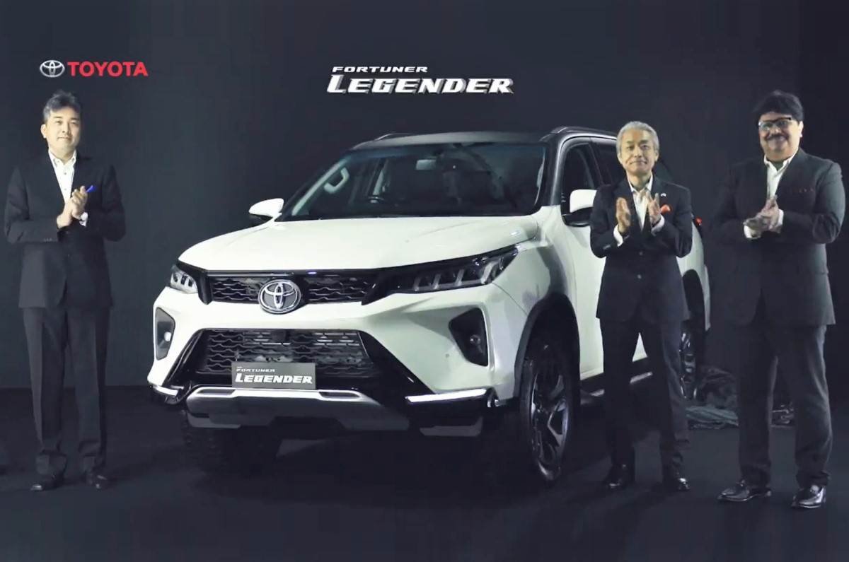 Toyota Fortuner Legender