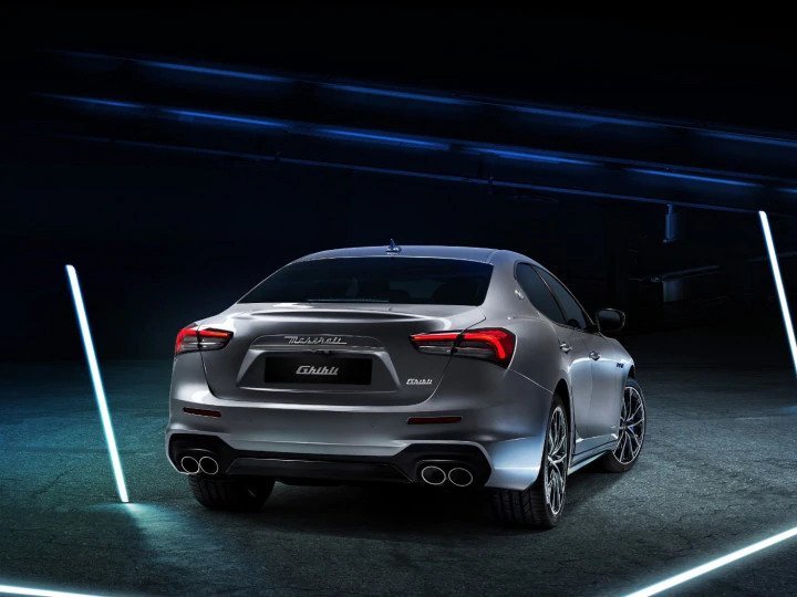 2021 Maserati Ghibli