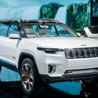 Seven-seat Jeep SUV