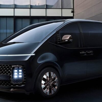 Hyundai Staria