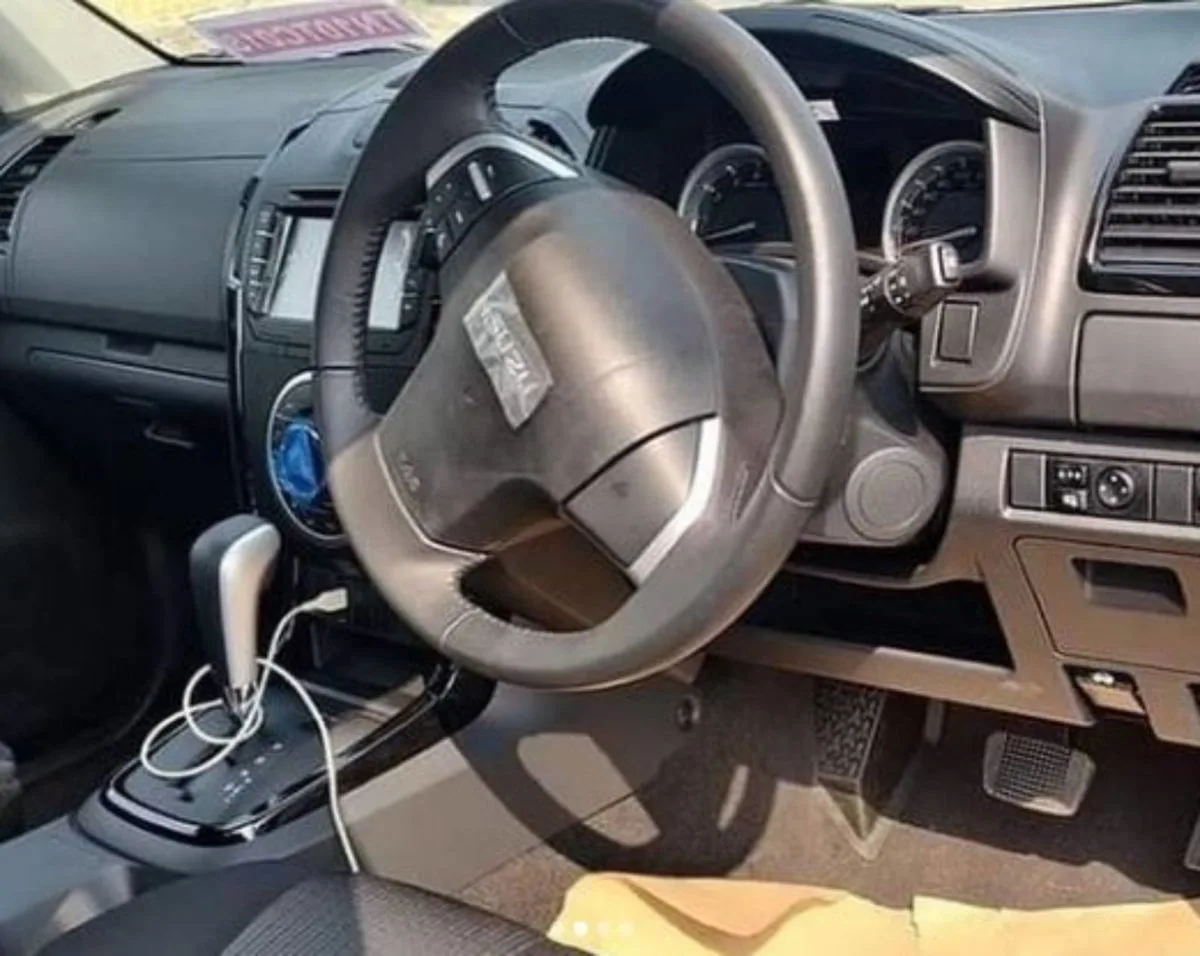 2021 Isuzu D-Max V-Cross
