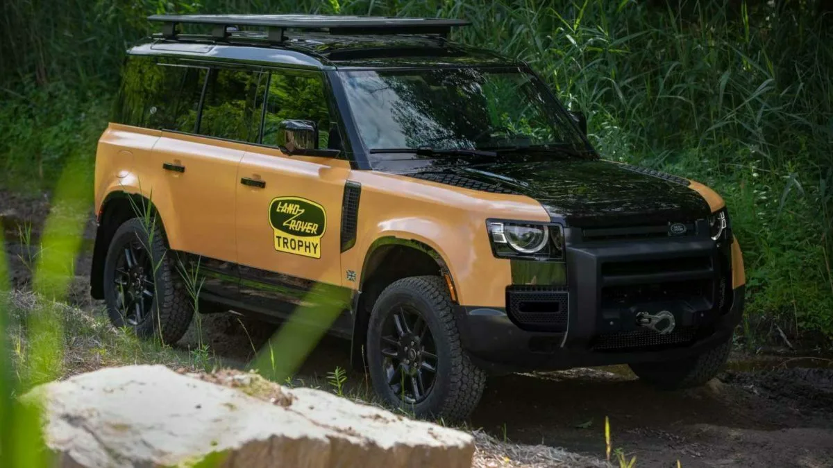 Land Rover Defender Trophy