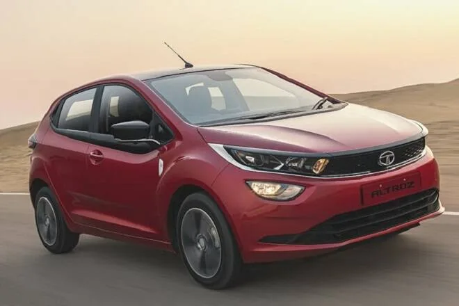 Tata Altroz XE