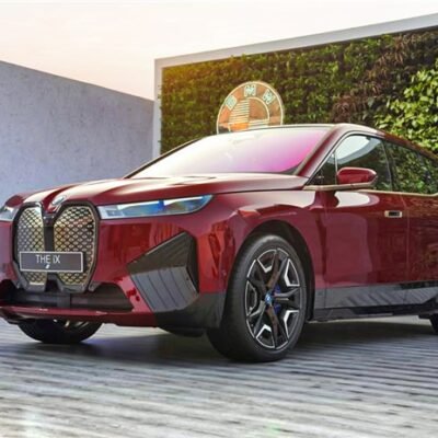 BMW iX