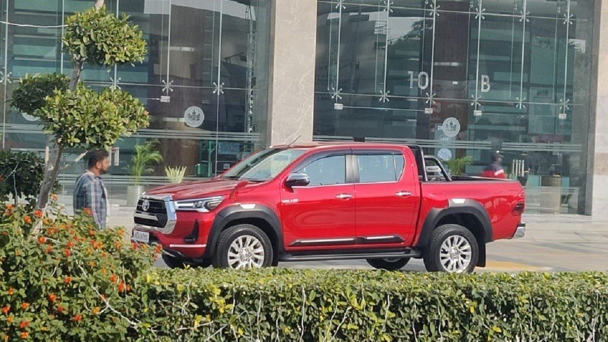 Toyota Hilux