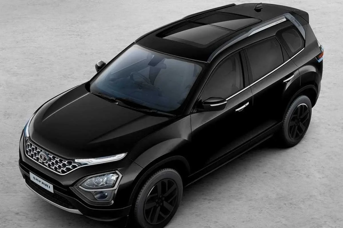 2022 Tata Safari Dark
