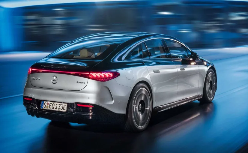 Mercedes Benz EQS