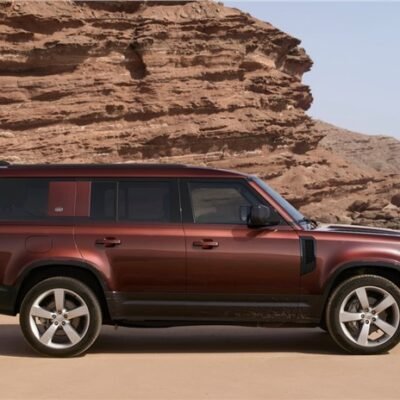Land Rover Defender 130