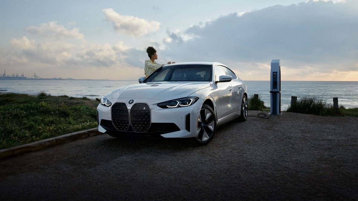 BMW i4 