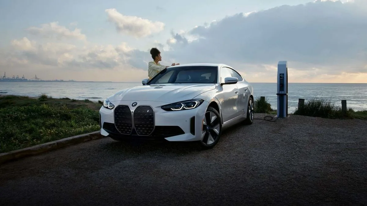 BMW i4 