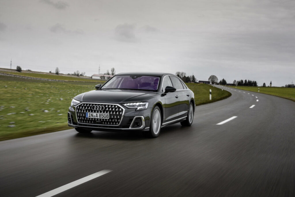 2022 Audi A8L