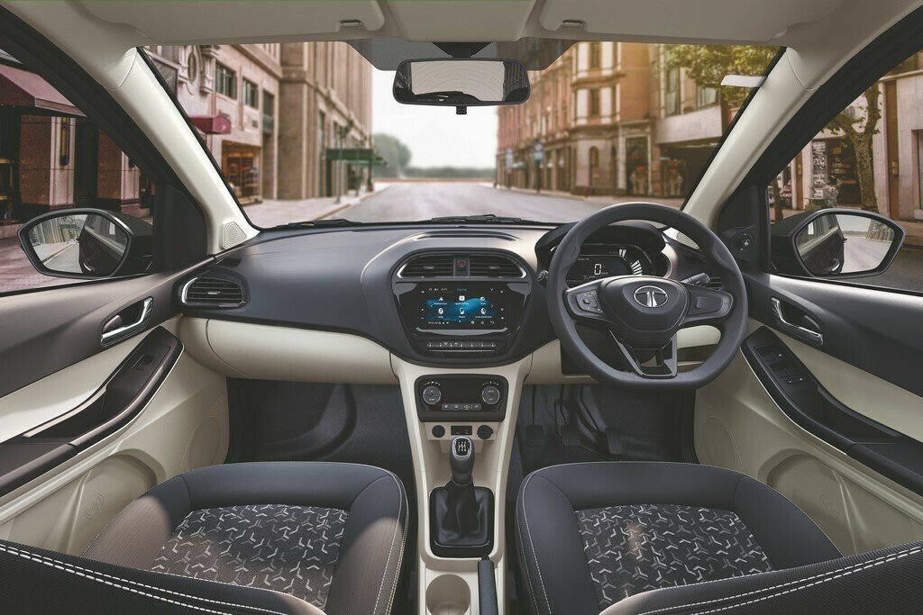 Tata Tiago XT Rhythm