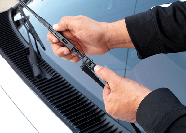 5 Important Tips To Take Care Of Car Wipers 