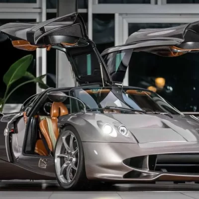 Pagani Second Huayra Codalunga