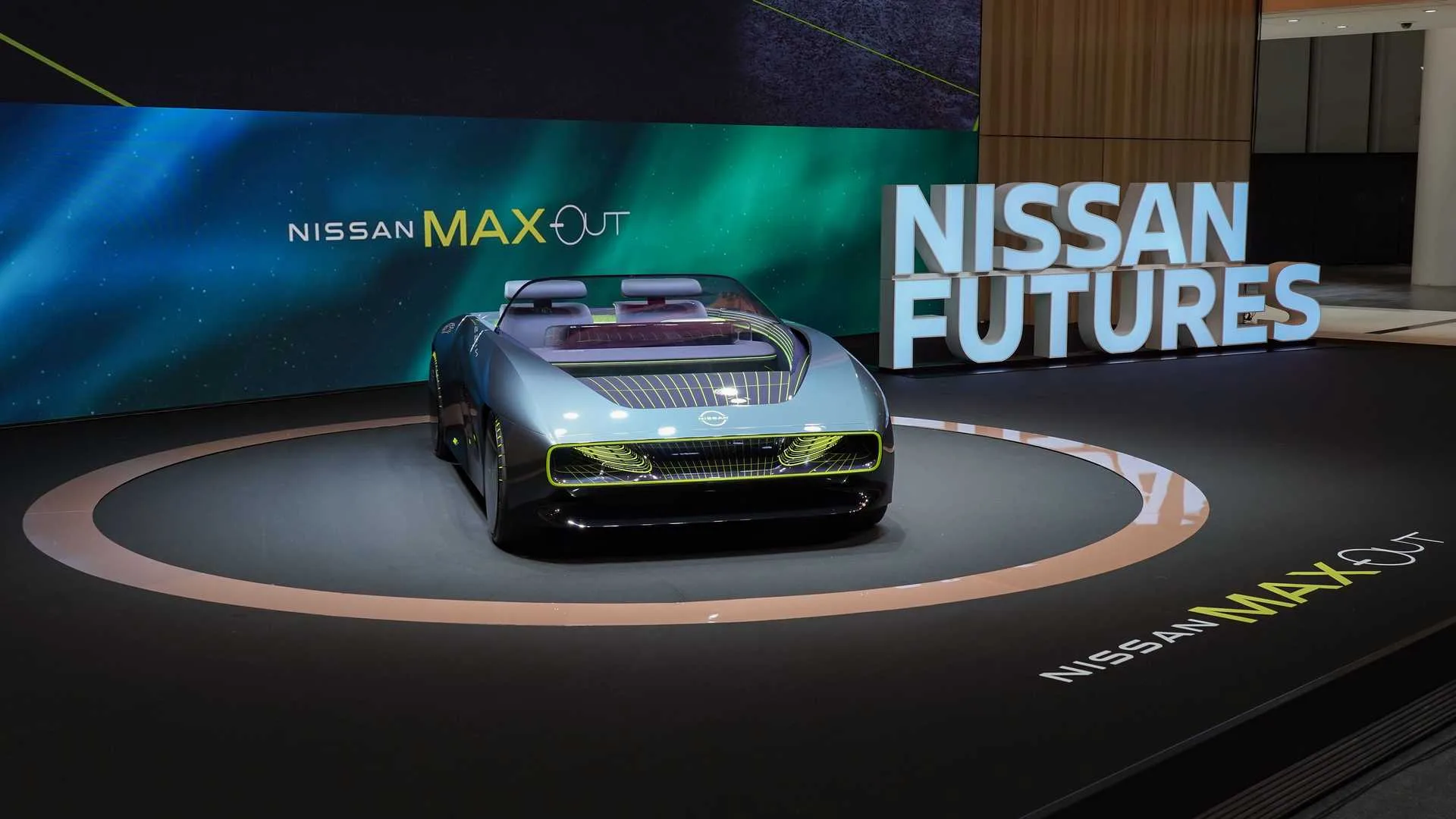 Nissan Max-Out