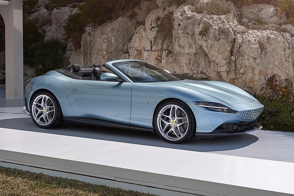 2024 Ferrari Roma Spider Breaks Cover 3 2024 Ferrari Roma Spider