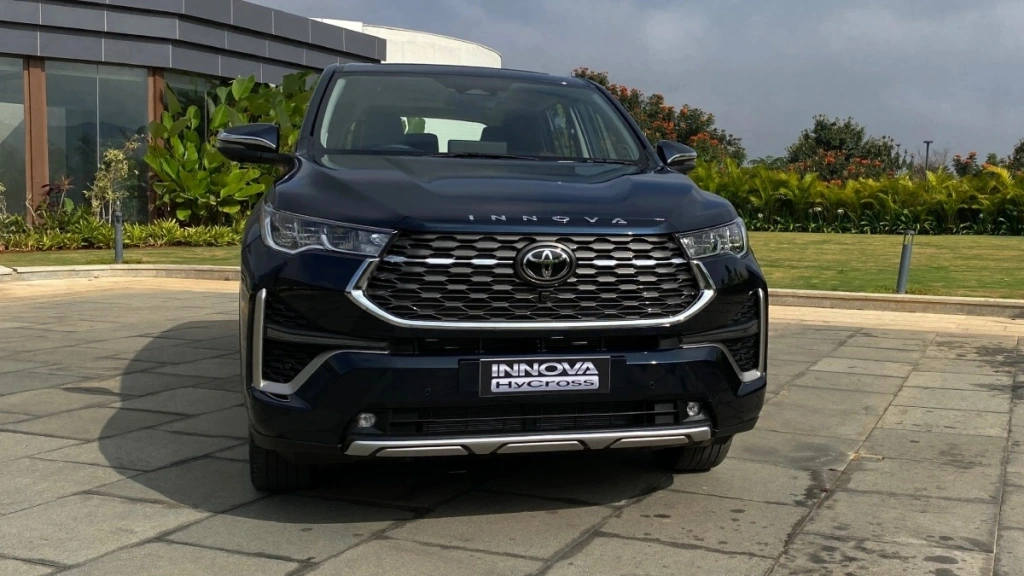 Maruti Suzuki Innova HyCross