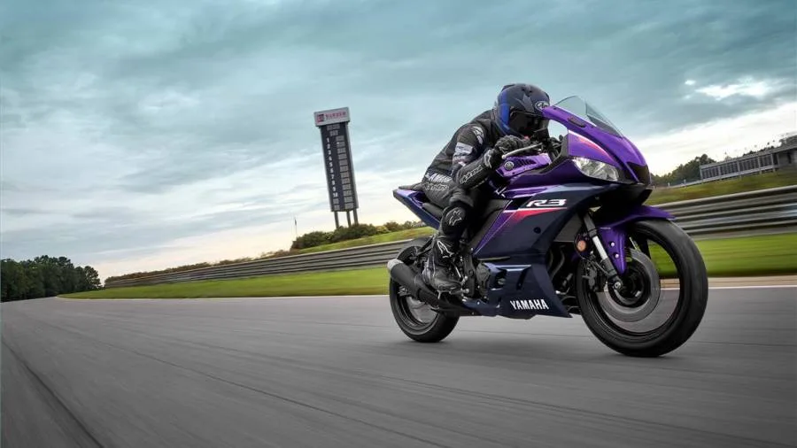 2023 Yamaha R3